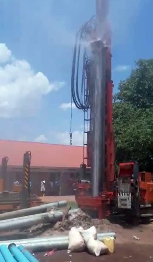 bore_hole_drilling_1.jpeg