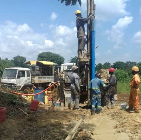 bore_hole_drilling_6.jpeg