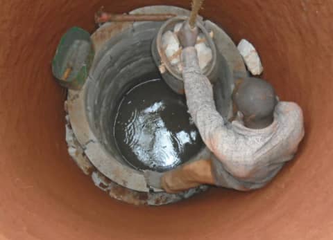 hand_dug_well_1.jpeg