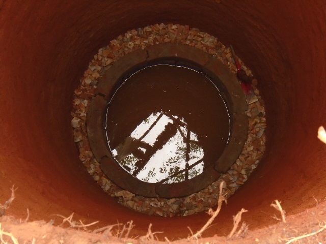 hand_dug_well_6.jpeg